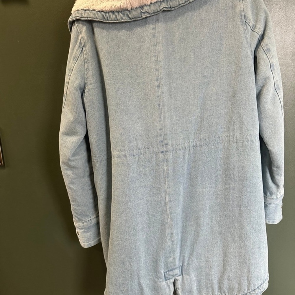 Sherpa Jean Jacket - Picture 3 of 5